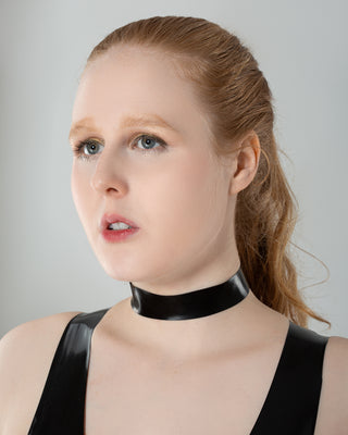 Latex Black Plain Choker